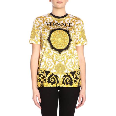 royalty xe t shirt versace|Versace T.